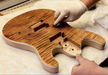 tintar guitarra como tintar tapa de guitarra con tinte para guitarra