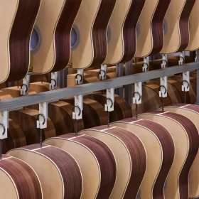 importancia del barniz en el sonido de la madera