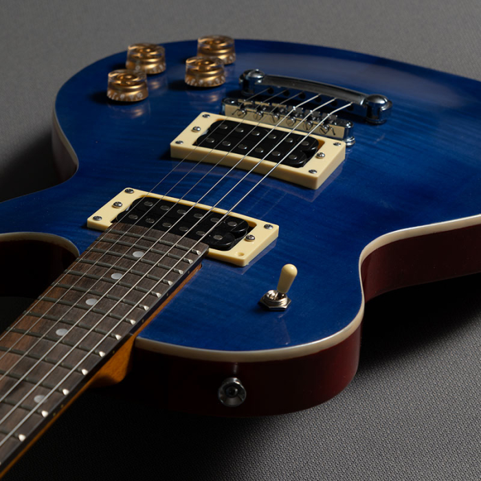 guitarra azul