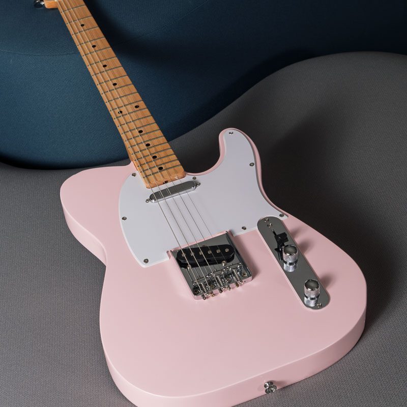 GUITARRA 1 AMBIENTE 1 guitar shell pink
