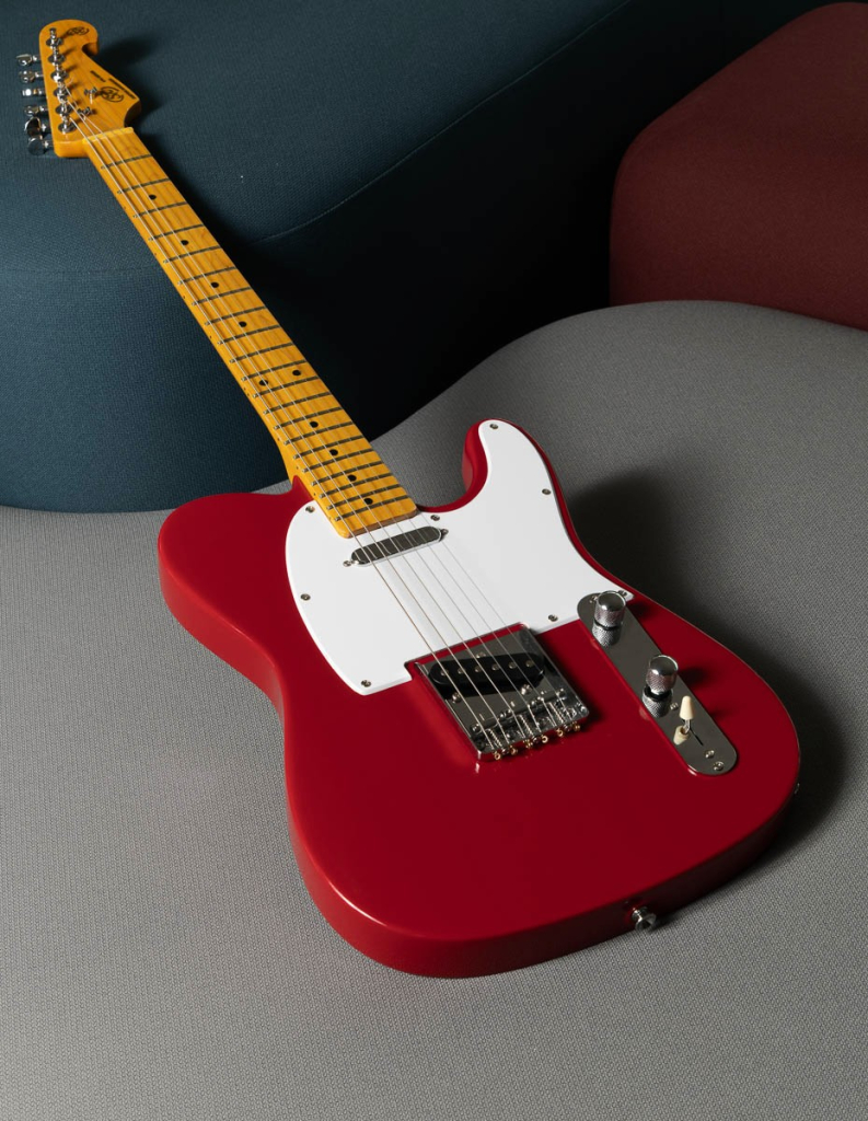 dakota red guitarra