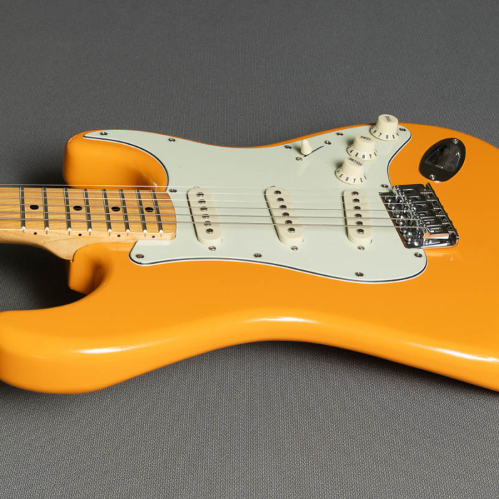 orange capri peinture